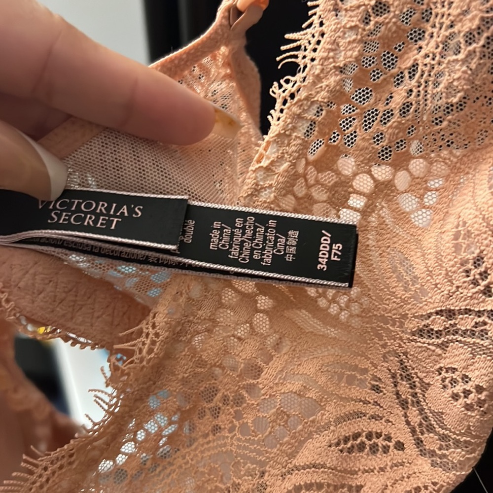 Bra - Picture 2 of 3